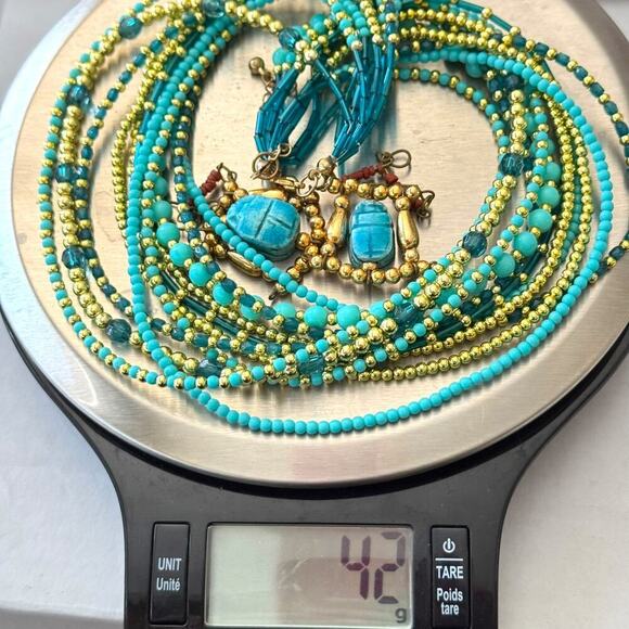 Vintage Multi-Strand Turquoise & Gold Tone Bead Necklace Hanging Scarab Earrings - Picture 8 of 10